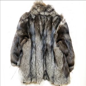 SOLD Vintage 1970’s Genuine Silver Fox Coat